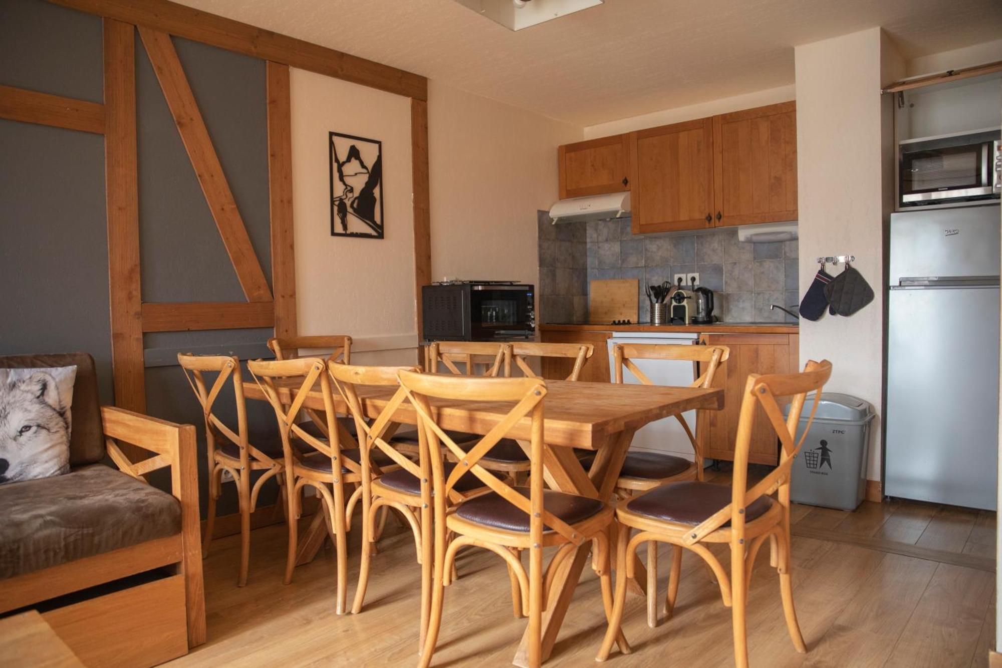 Apparts Au Coeur De St-Lary - Piscine Chauffee Et Sauna サン・ラリー・スラン 部屋 写真