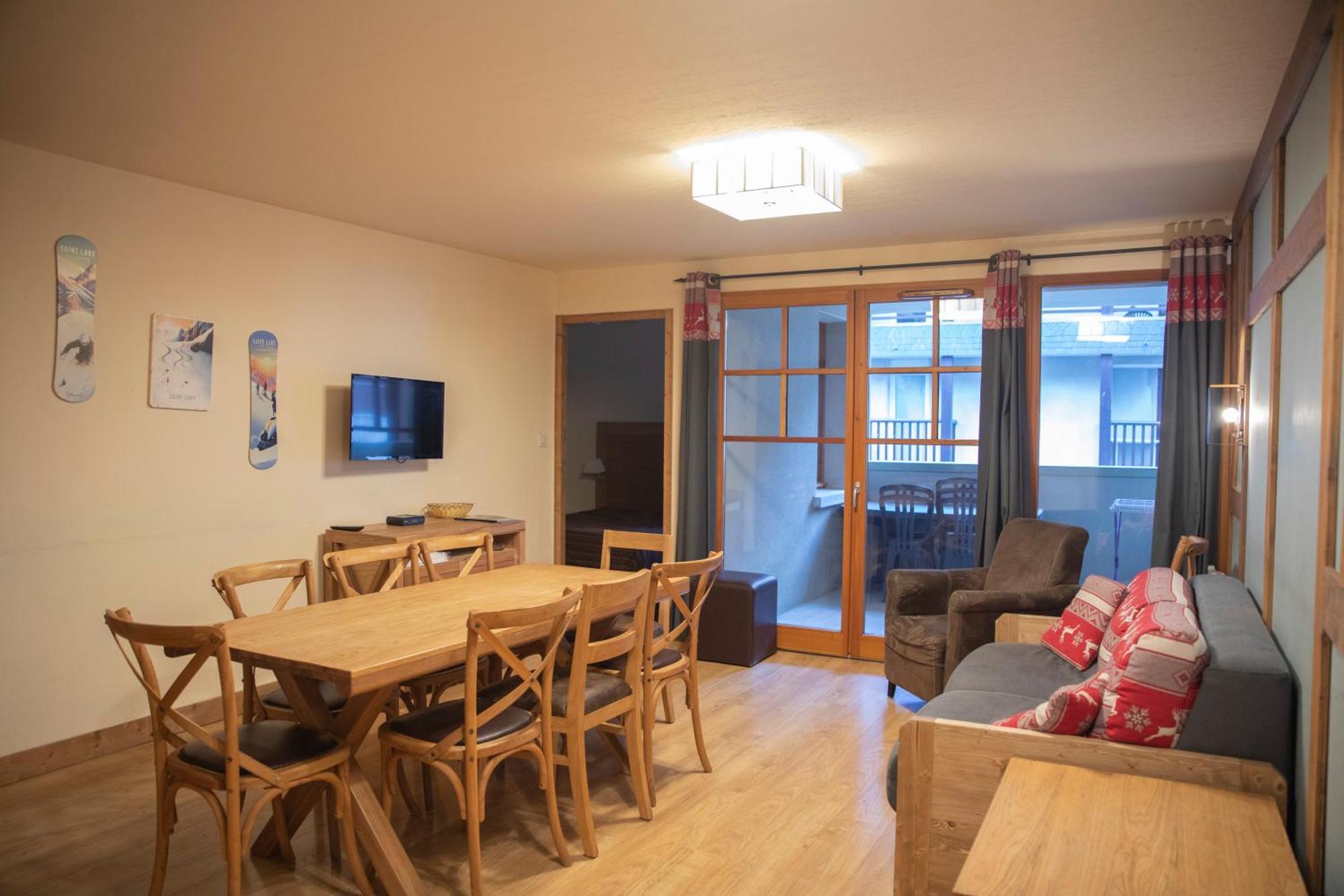 Apparts Au Coeur De St-Lary - Piscine Chauffee Et Sauna サン・ラリー・スラン 部屋 写真